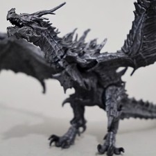 The Alduin dragon model set is