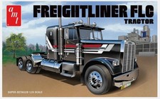 AMT 1:24 -1195 Freightliner