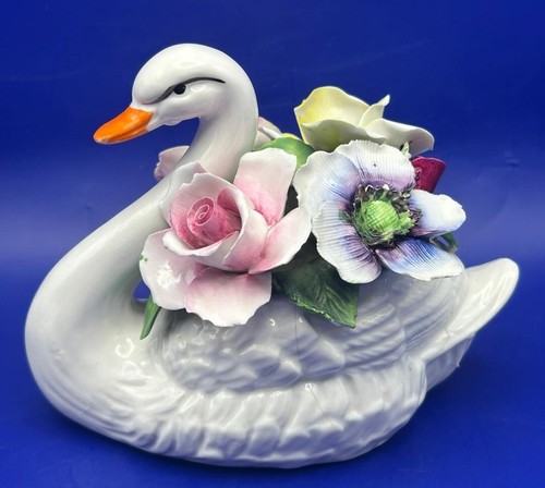 Radnor bone china vintage swan - bone,