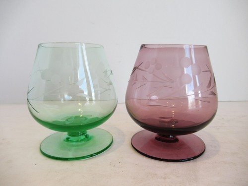Pair mini etched glass - of,