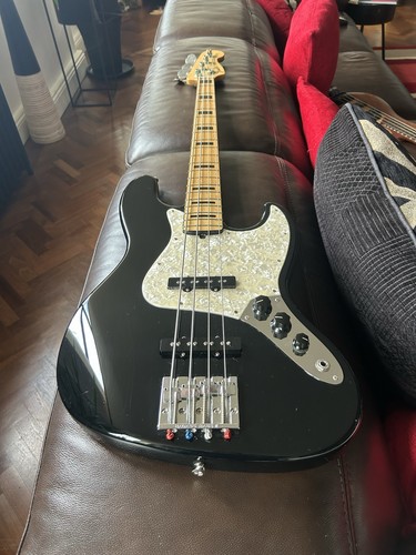 Fender mij geddy - lee,
