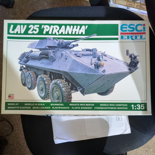 Esci scale lav 25 - 1/35,