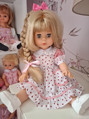 Katy tiny tears doll - tears,