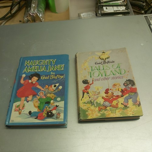 Bundle enid blyton - bundle, of