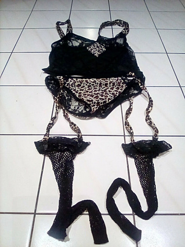 Black lace leopard print - black,