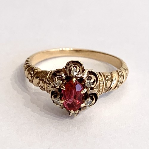 Tourmaline diamond ring - tourmaline, 9ct