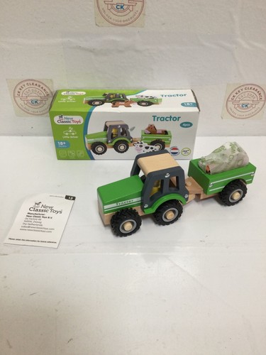Woet wooden toy tractor with - tractor,