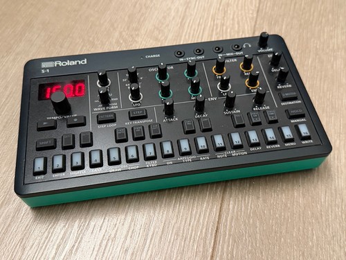 Roland aira compact tweak - s-1,