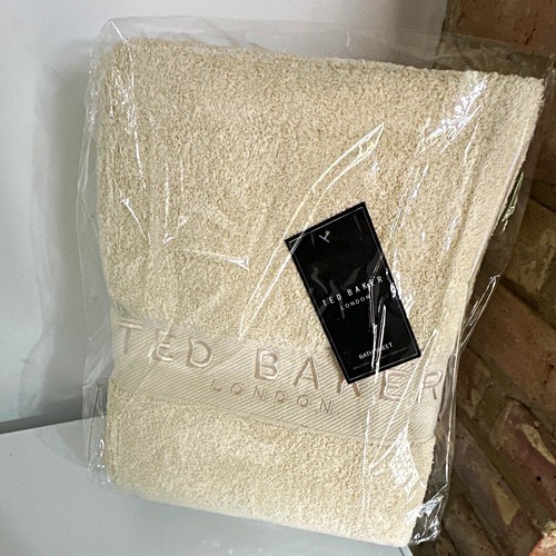 Ted baker london bath sheet - london,