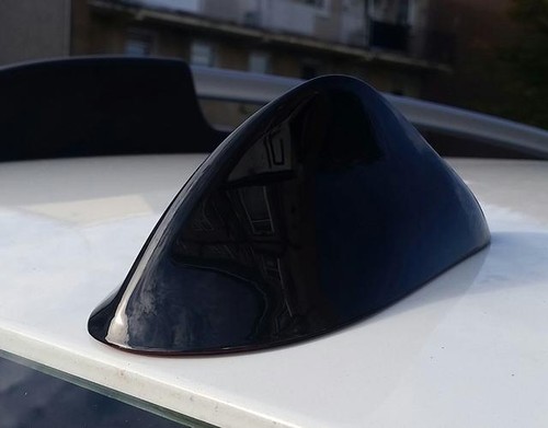 Front shark fin - fin, aerial