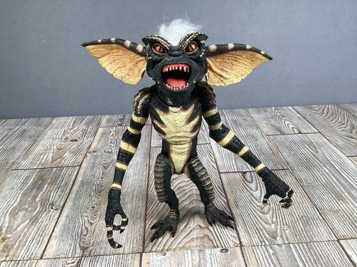Neca gremlins ultimate stripe - gremlins,
