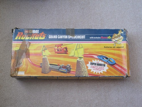 Vintage corgi rockets grand - vintage,