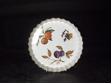 Royal Worcester Evesham 8.75"