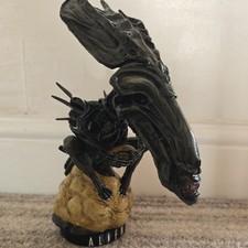 NECA Aliens Queen Head Knocker