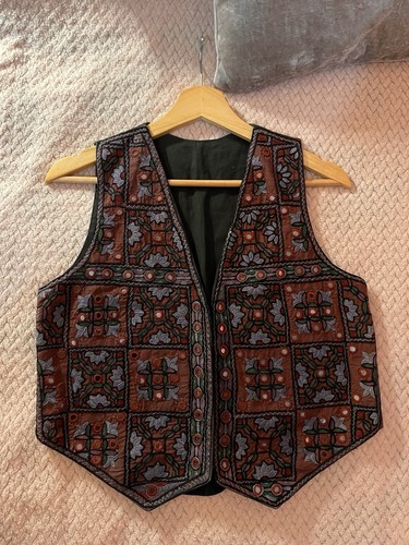 Vintage embroidered indie - vintage,