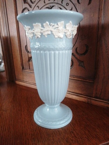Wedgewood embossed vase - wedgewood, blue