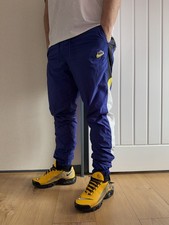 MENS NIKE HERITAGE NYLON WIND
