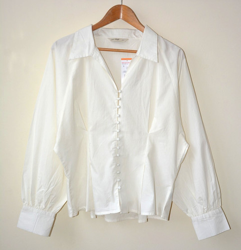 Cream collar v neck - f, v-neck