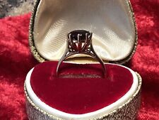 9ct /K/CARAT GOLD LADIES RED