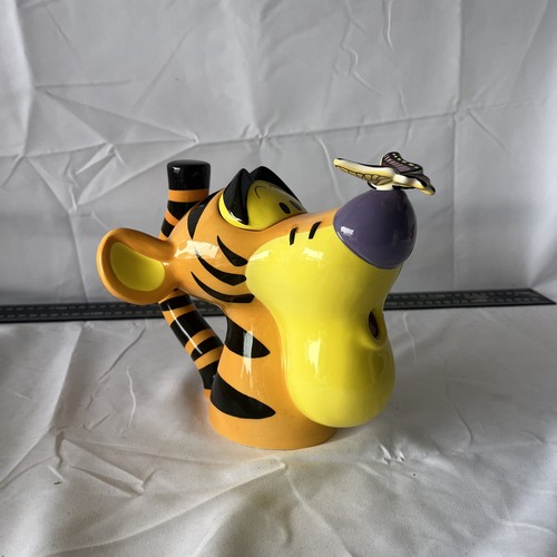 Winnie the pooh teapot - pooh,