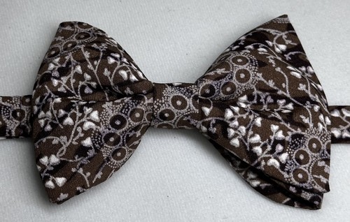 Mens large vintage - floral, bow