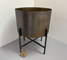 Nkuku Juoni Iron Indoor