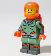 New LEGO Retro Orange Spaceman
