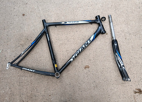 Giant scr road - 2.0, bike