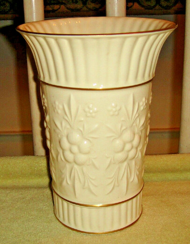 Aynsley camellia vase large - aynsley,
