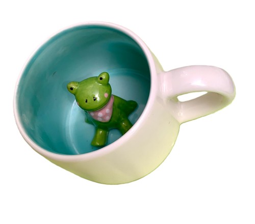 Cute frog mug with figurine - frog,