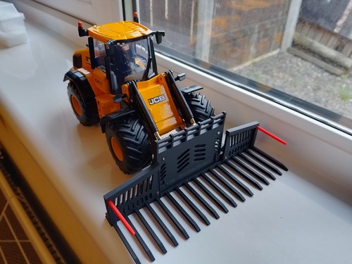 16ft folding buckrake 32 - 16ft,
