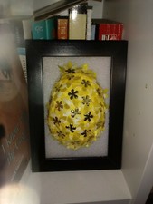 Easter decorations half egg with fabric flowers