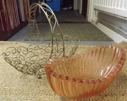 1950s pink waved - 1950s, glass