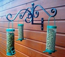 WILD BIRD FEEDER STATION