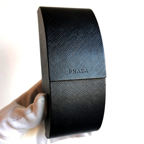 Sheath sunglasses case prada - sheath,