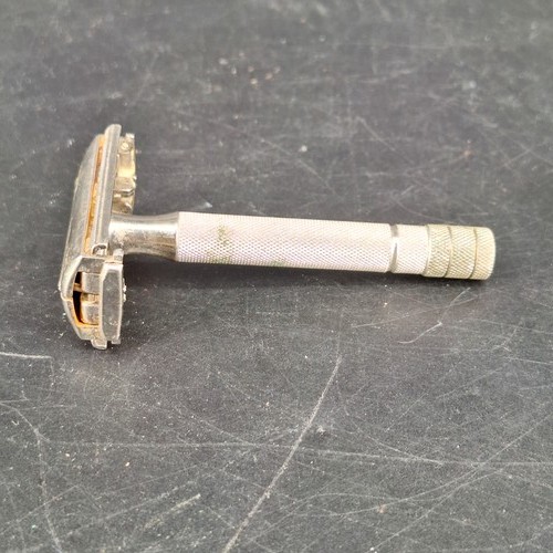 Vintage metal double edge - vintage,