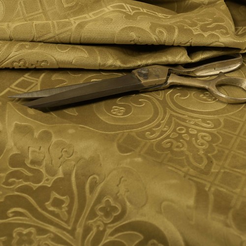 Embossed damask velveteen - embossed,