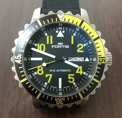 Fortis marine master day - b-42,