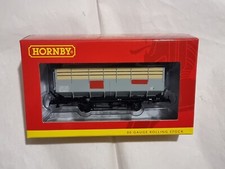 HORNBY R6822A BR 20 TON COKE