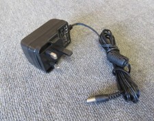 Intempo FJ-SW1201500N UK Plug