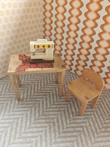 Lundby sewing machine table - lundby,