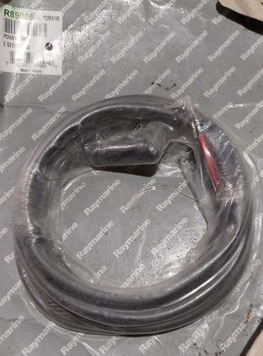Raymarine power cable - 90, deg