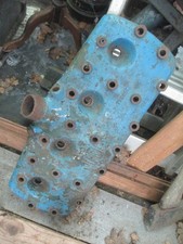 Ford V8 pilot cylinder head