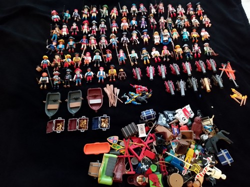 Playmobil pirate figures - playmobil,