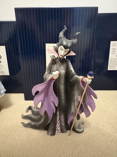 Disney showcase maleficent - showcase,