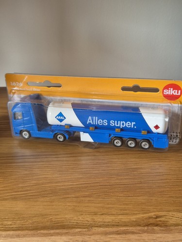 Brand new sealed siku 1626 - brand,