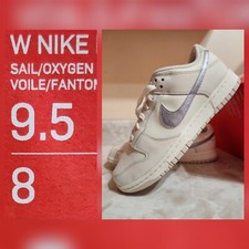 Women's Size 9.5 Nike Dunk Low