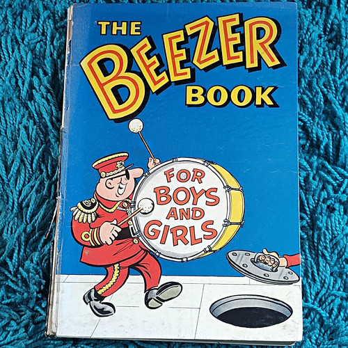 The beezer book annual - beezer,