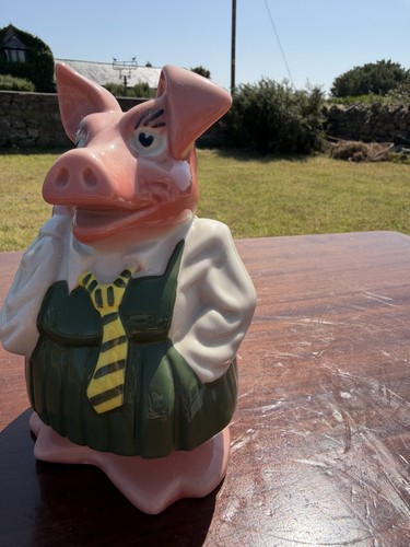 Wade nat west pig annabel - annabel,