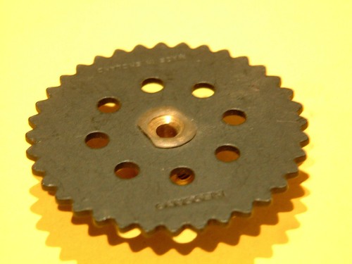 Meccano sprocket wheel 2 - meccano,